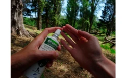 Pharmavoyage Biovectrol Eucalyptus Mückenspray Mit 20 % Eukalyptusöl 80 Ml